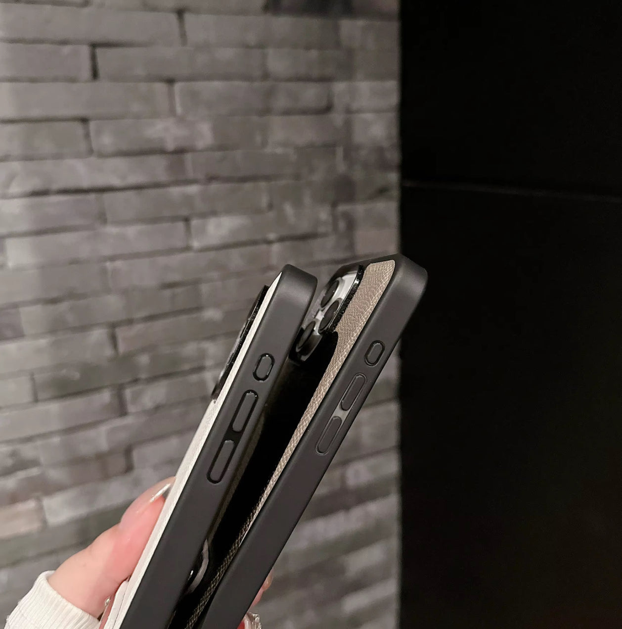 ELITE PRADA CASE PARA IPHONE