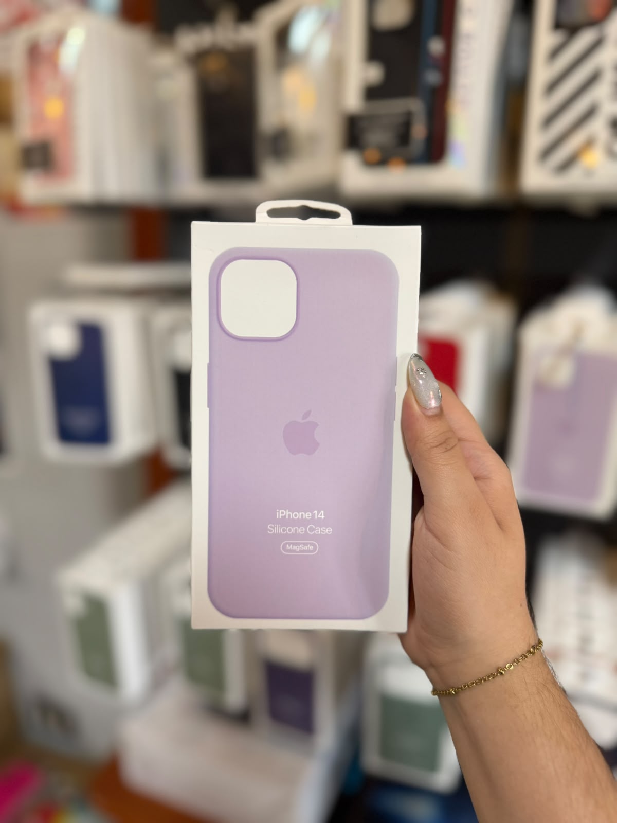 CASE SILICON MAGSAFE IPHONE